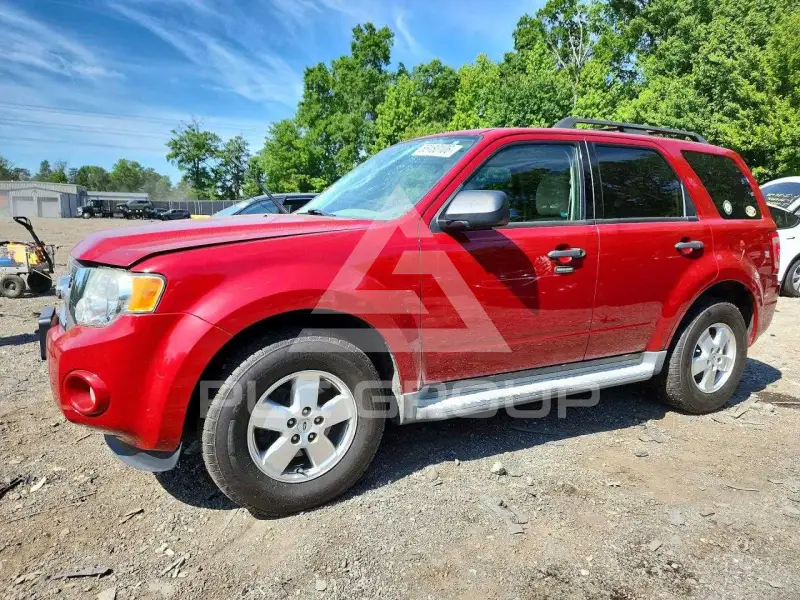 2011 Ford ESCAPE photo