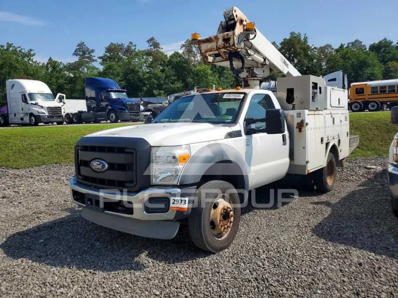 2011 Ford F-450 photo