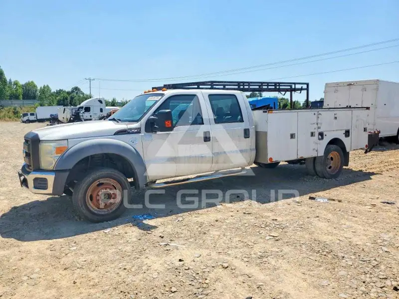 2011 Ford F-550 photo