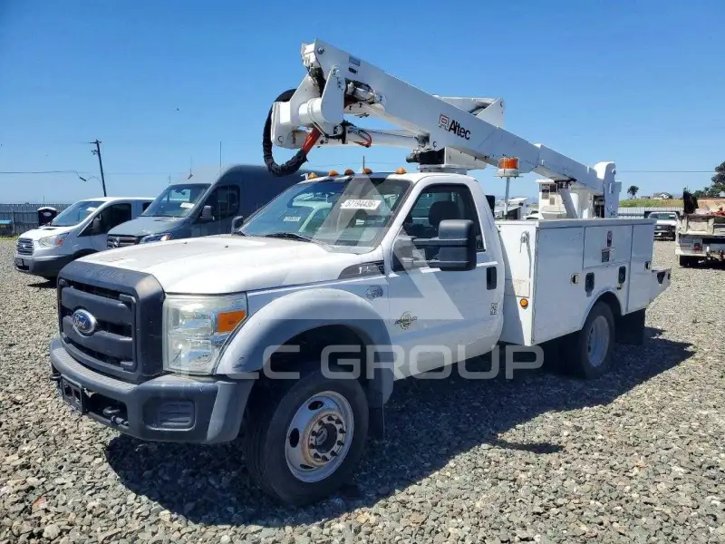 2011 Ford F-550 фото