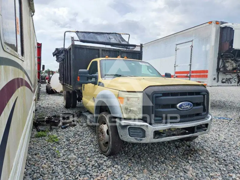 2011 Ford F-550 photo