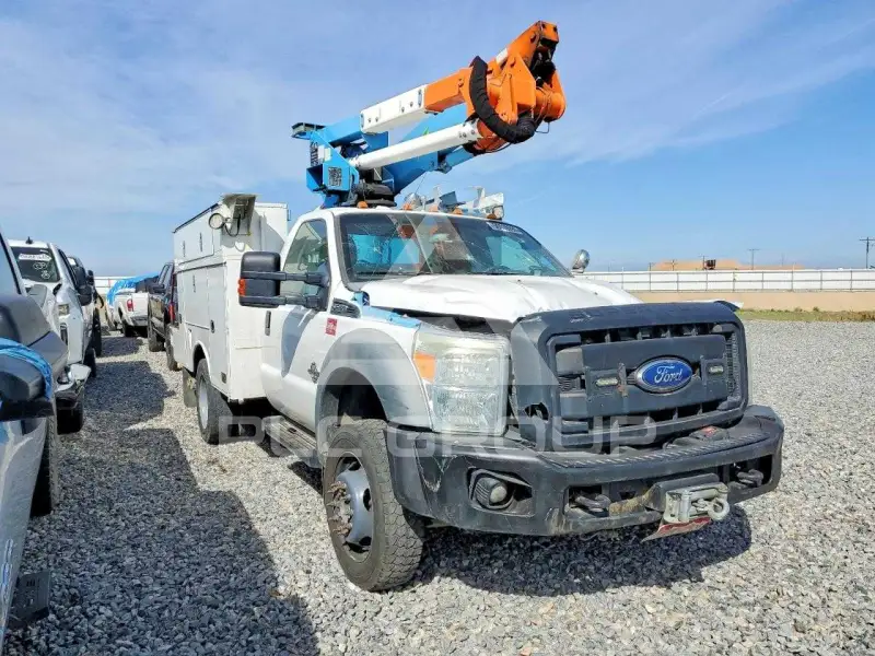 2011 Ford F-550 фото