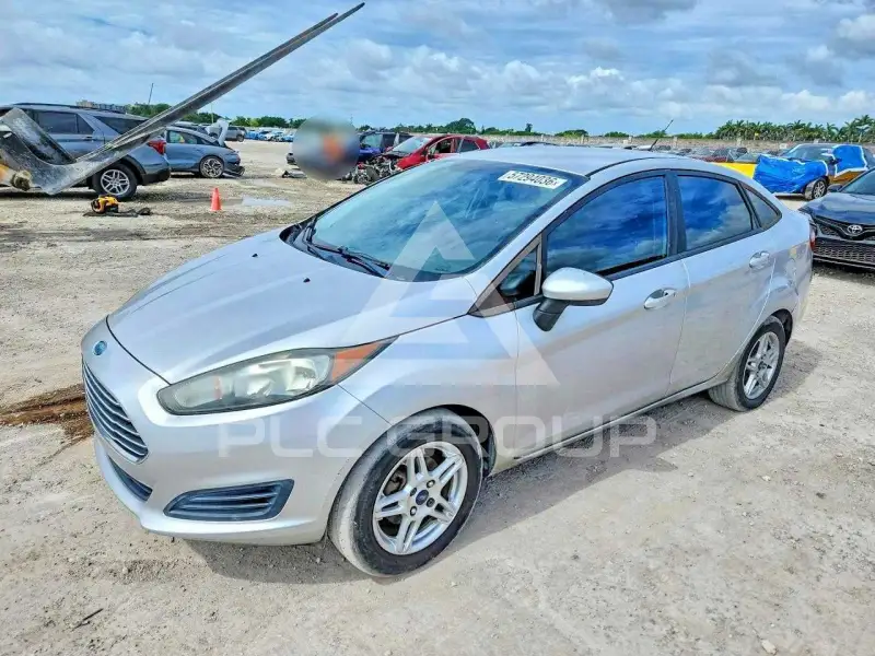 2011 Ford FIESTA photo
