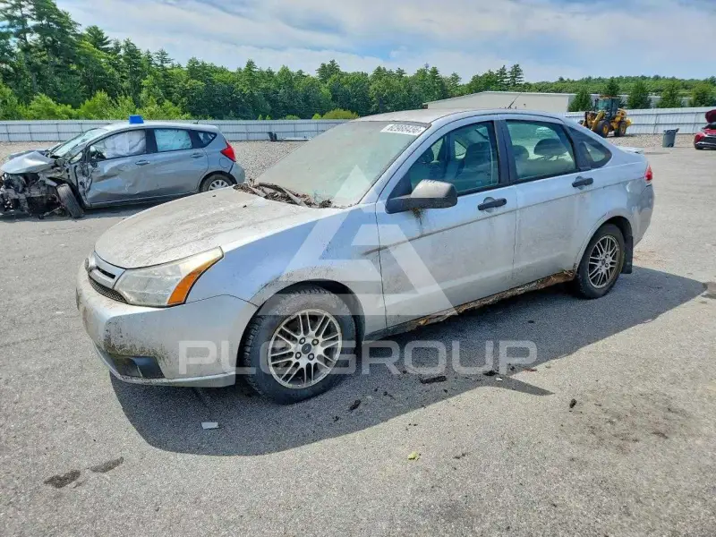 2011 Ford FOCUS photo