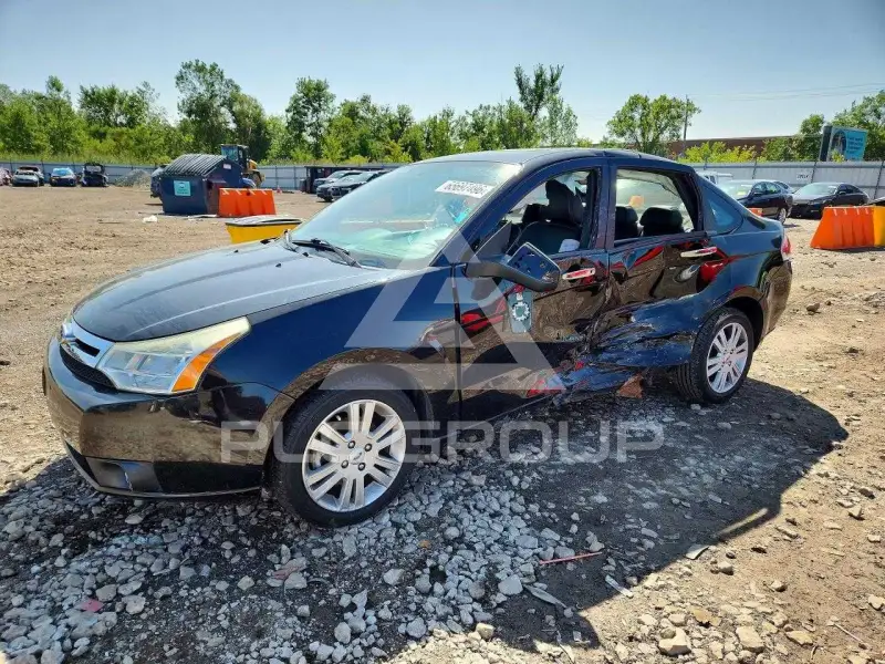 2011 Ford FOCUS photo