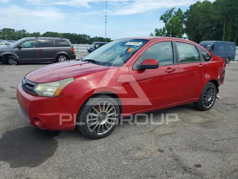 2011 Ford FOCUS photo