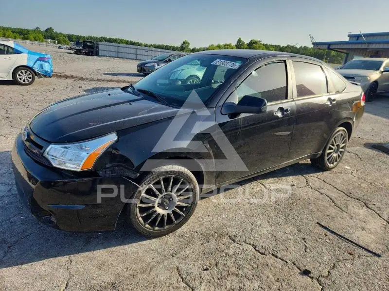 2011 Ford FOCUS photo