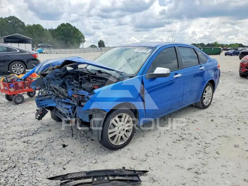 2011 Ford FOCUS photo