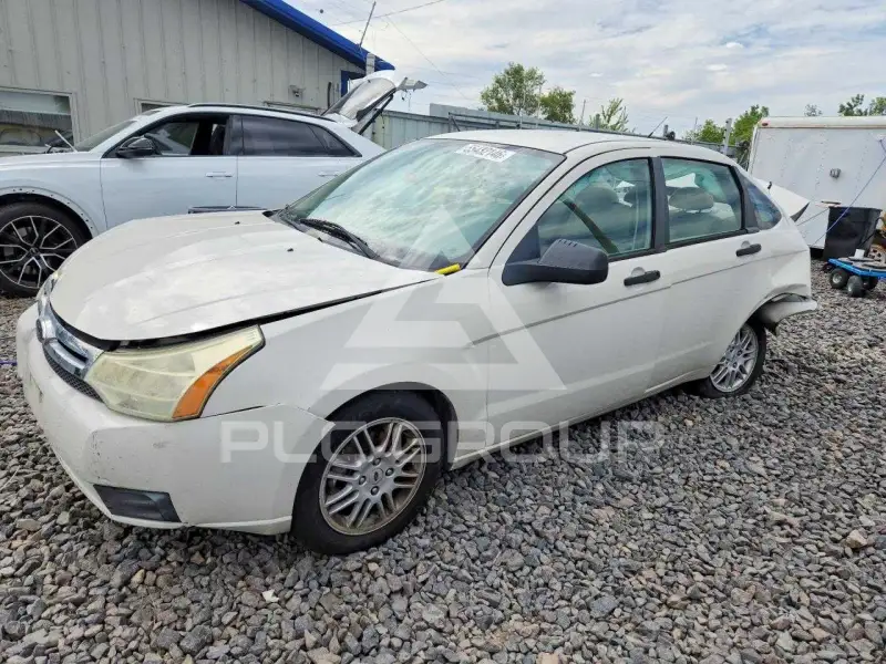 2011 Ford FOCUS фото