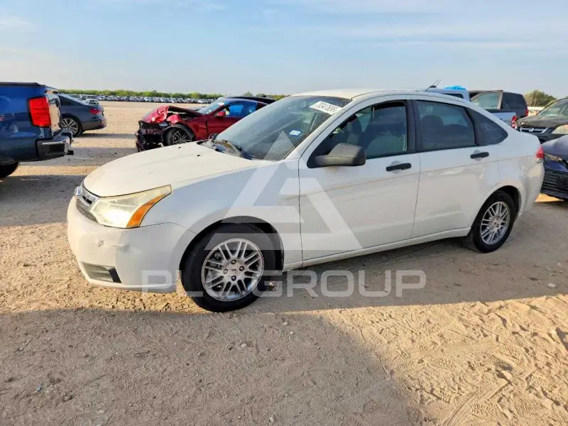 2011 Ford FOCUS фото