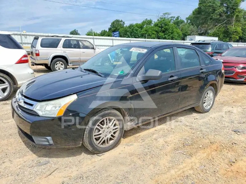 2011 Ford FOCUS photo