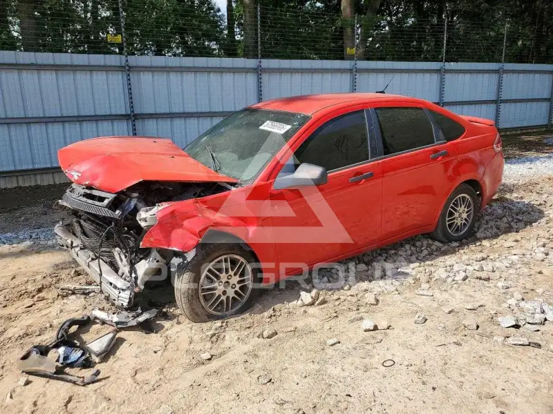 2011 Ford FOCUS photo