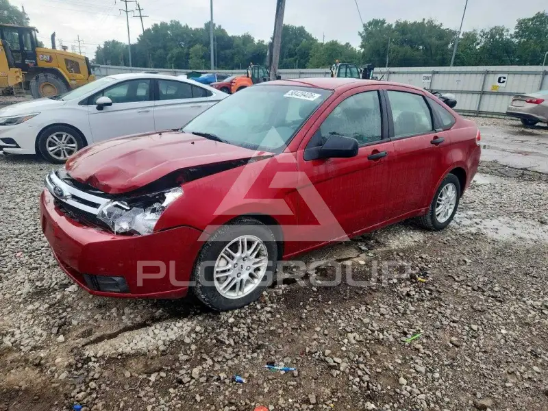 2011 Ford FOCUS photo