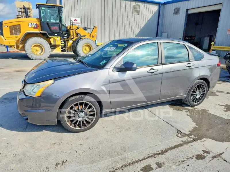 2011 Ford FOCUS фото