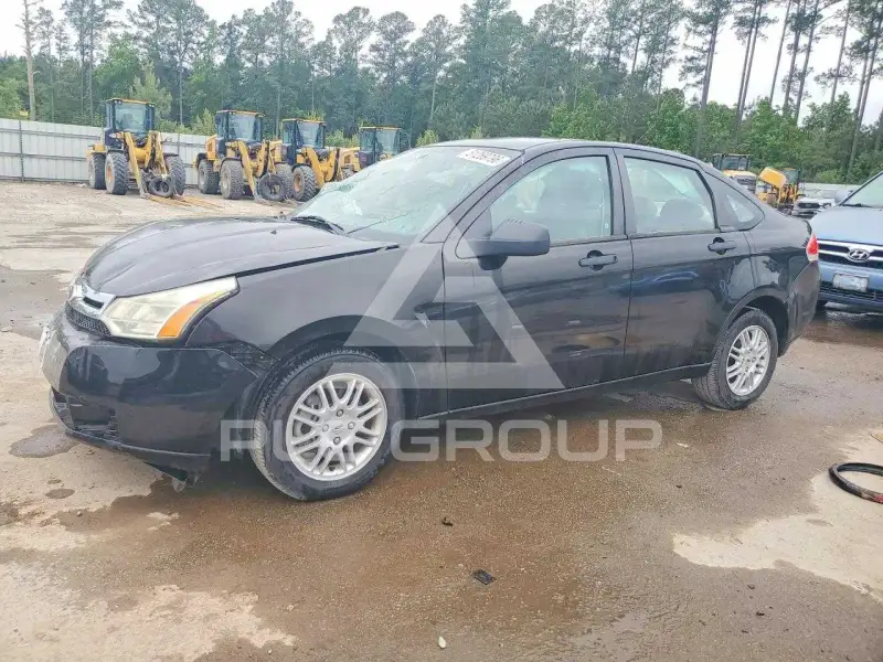 2011 Ford FOCUS photo