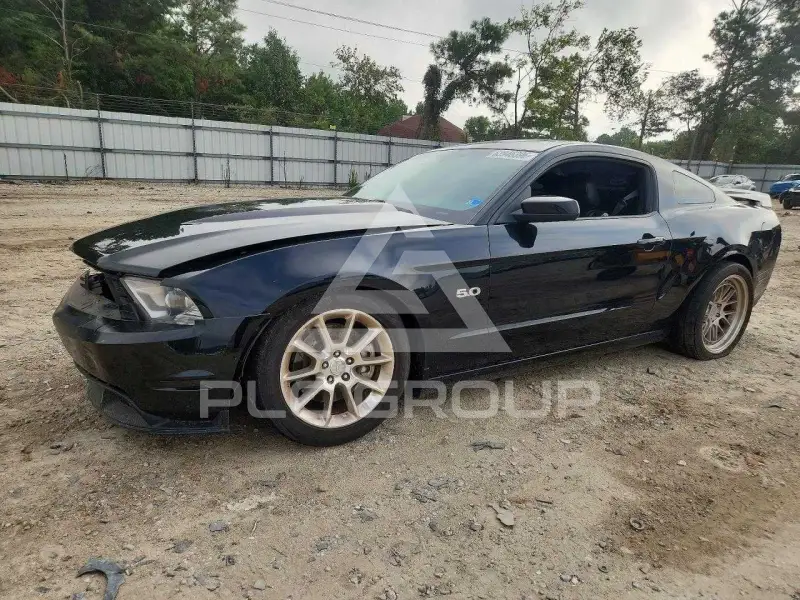 2011 Ford MUSTANG photo
