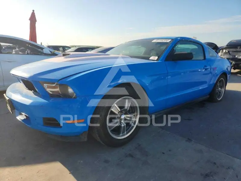 2011 Ford MUSTANG фото