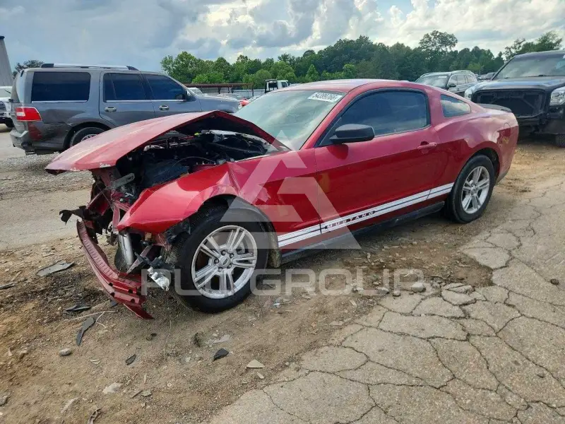 2011 Ford MUSTANG photo