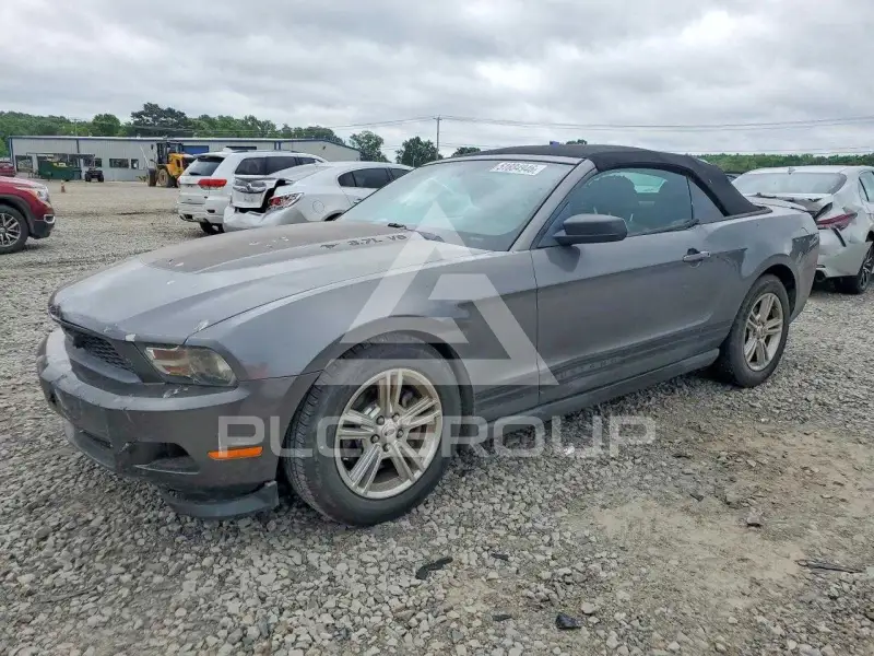 2011 Ford MUSTANG фото