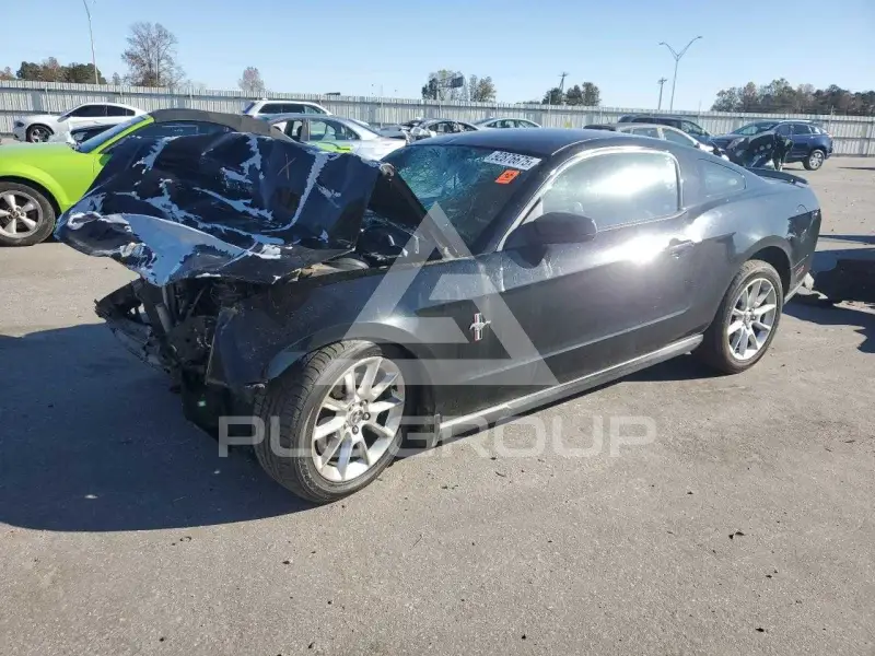 2011 Ford MUSTANG фото