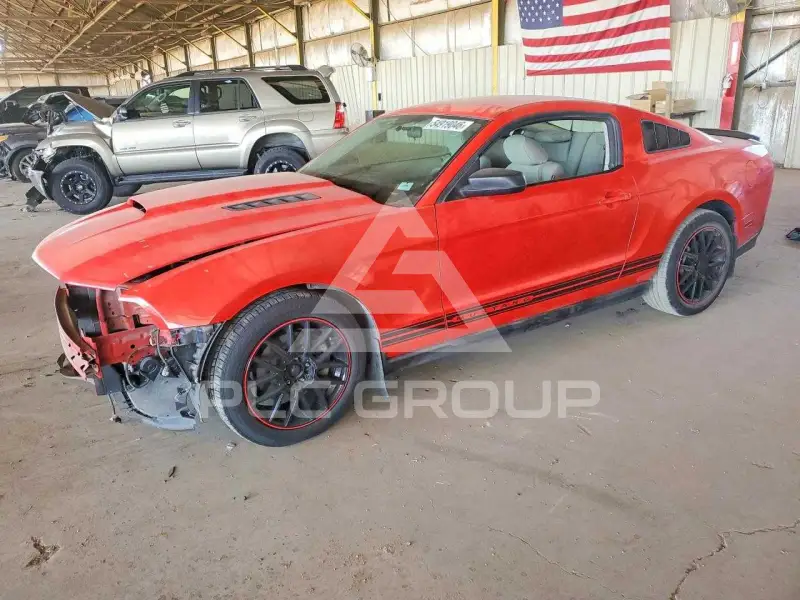 2011 Ford MUSTANG фото