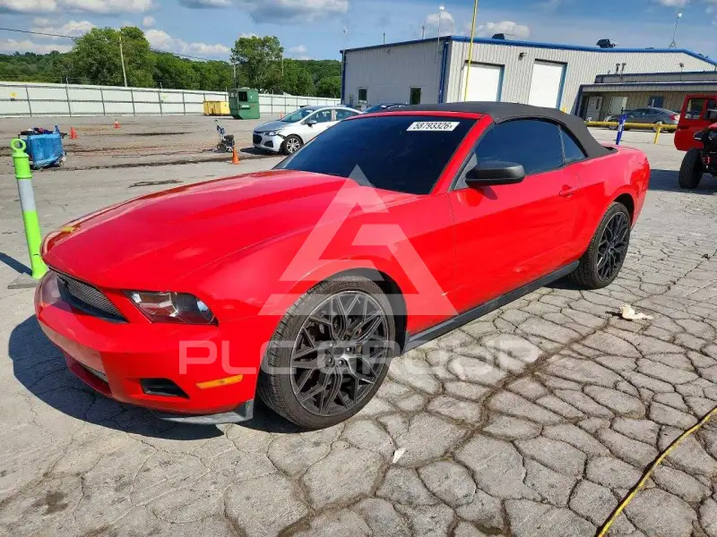 2011 Ford MUSTANG photo
