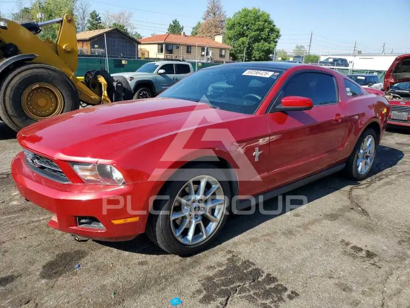 2011 Ford MUSTANG photo