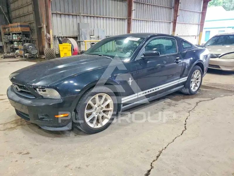 2011 Ford MUSTANG фото
