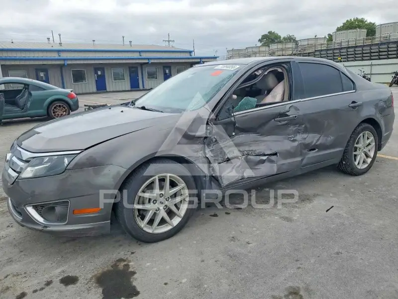 2011 Ford FUSION фото