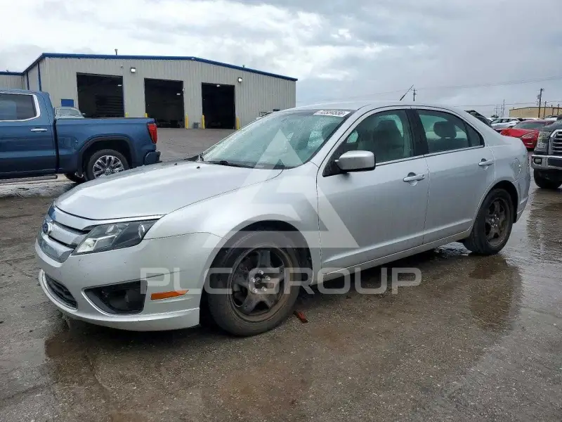 2011 Ford FUSION photo