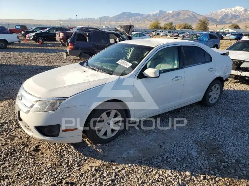 2011 Ford FUSION фото