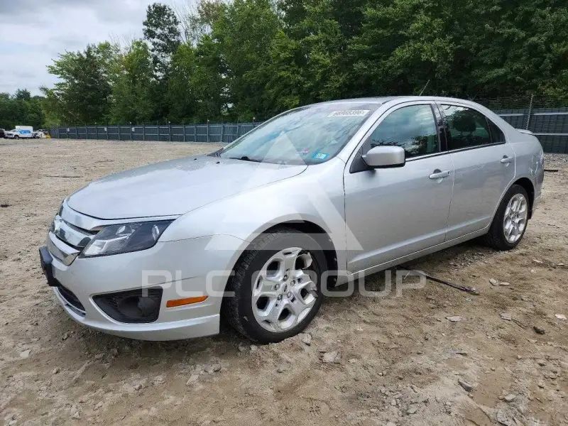 2011 Ford FUSION фото