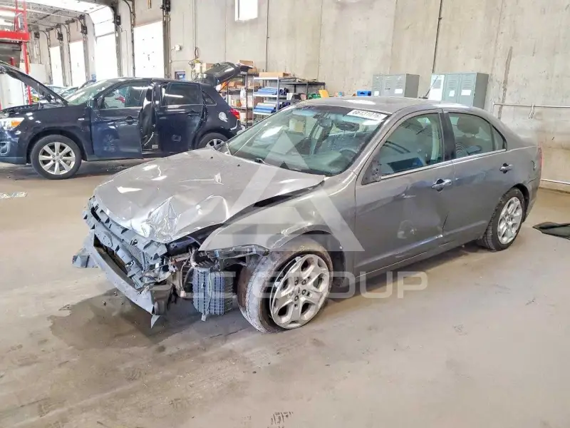 2011 Ford FUSION photo