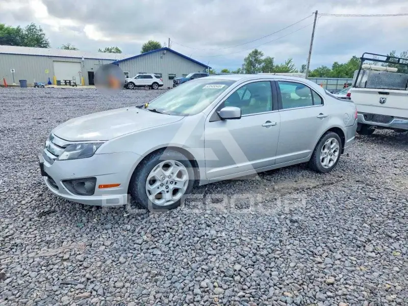 2011 Ford FUSION фото