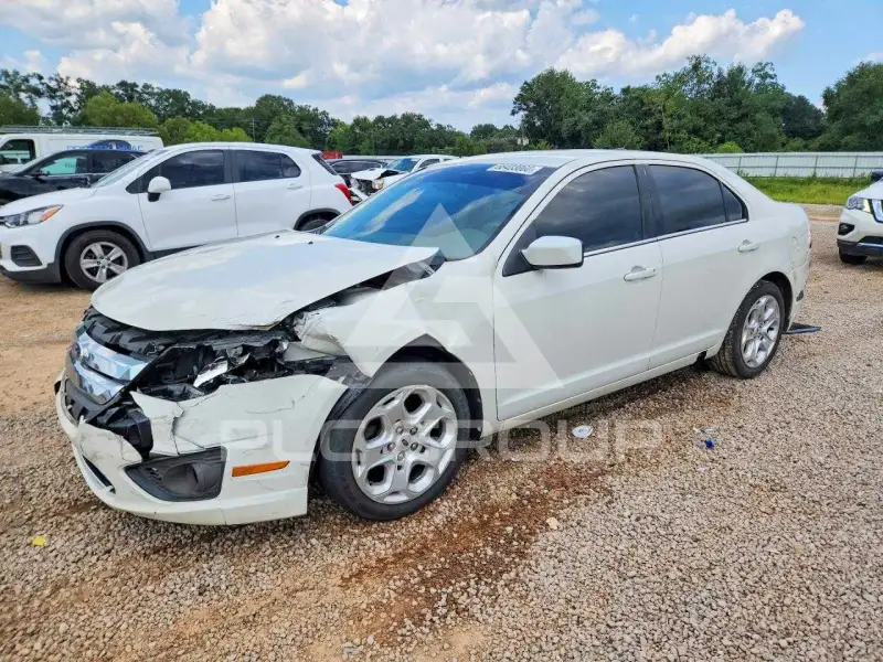 2011 Ford FUSION фото