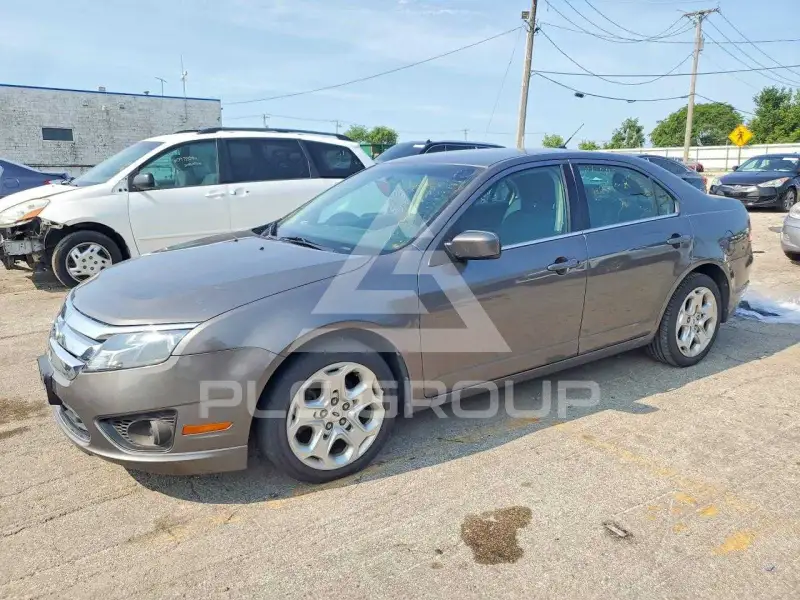 2011 Ford FUSION photo