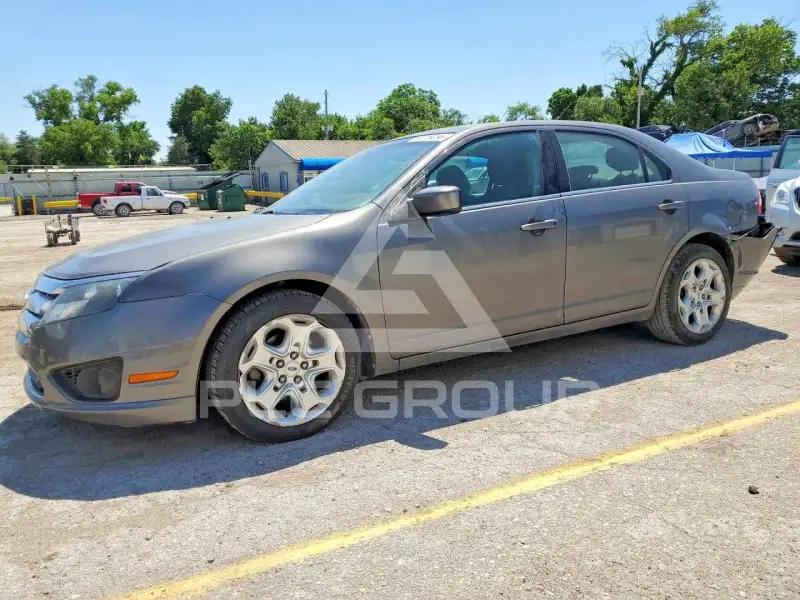 2011 Ford FUSION фото