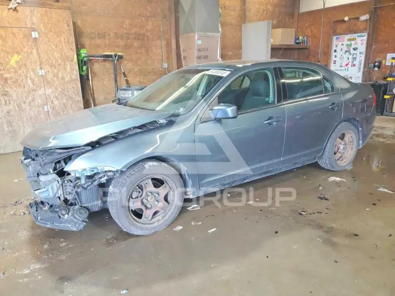 2011 Ford FUSION фото