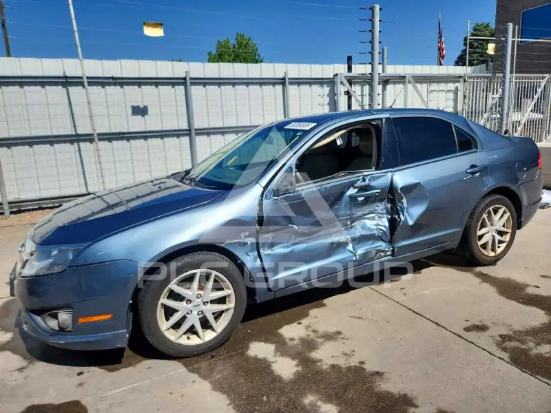 2011 Ford FUSION фото