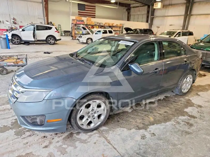 2011 Ford FUSION photo