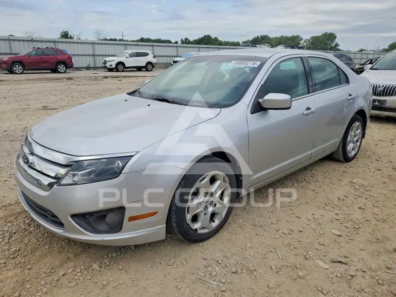 2011 Ford FUSION фото