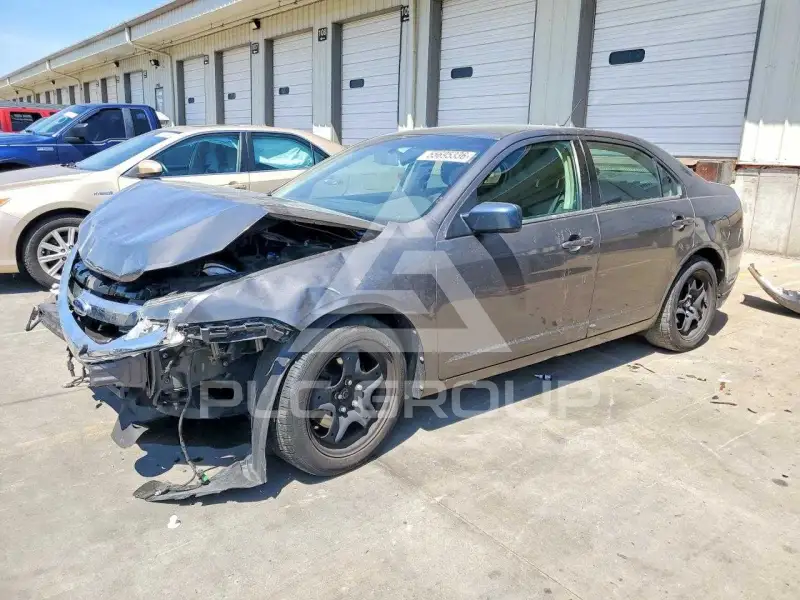 2011 Ford FUSION фото