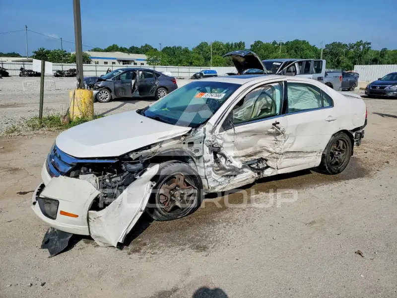 2011 Ford FUSION photo