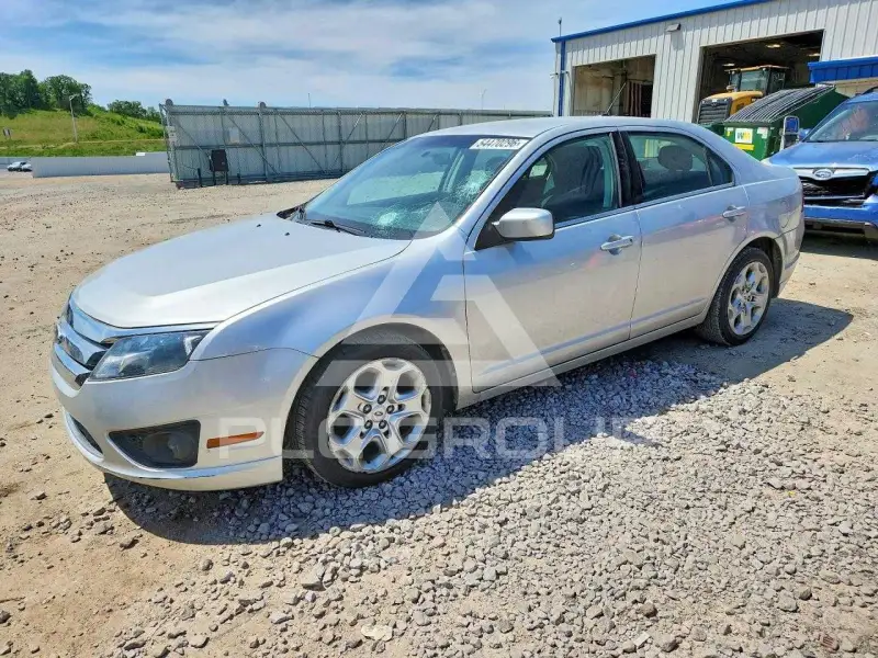 2011 Ford FUSION фото
