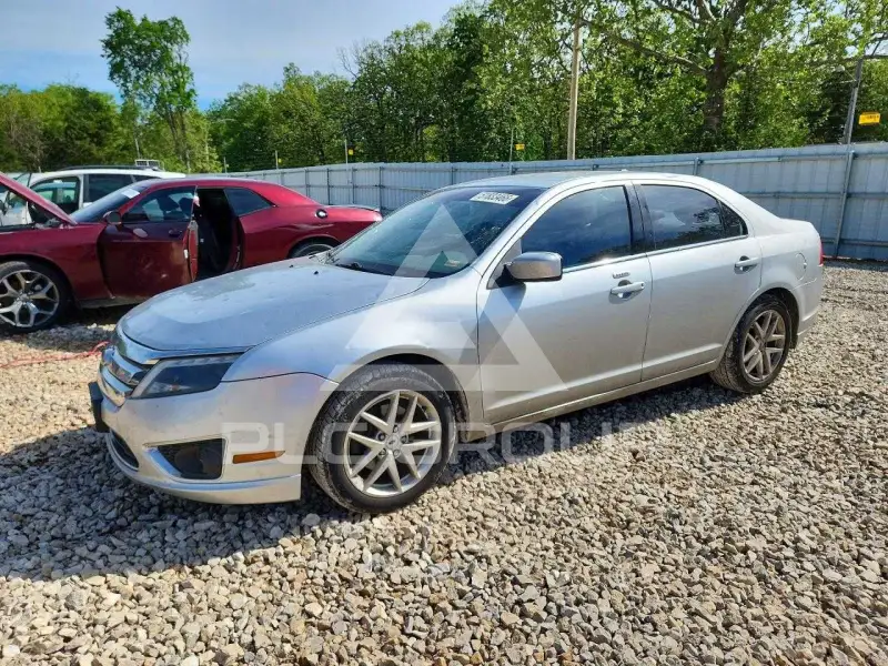 2011 Ford FUSION фото