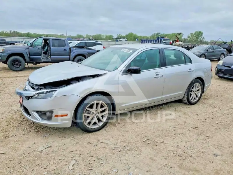 2011 Ford FUSION фото