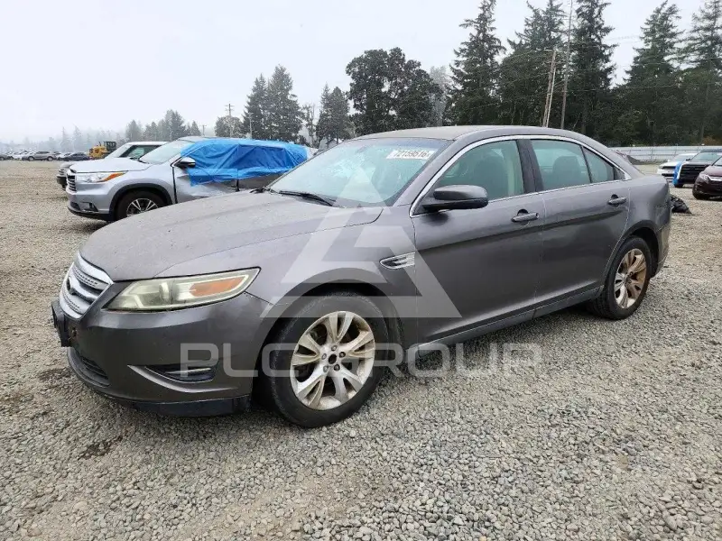2011 Ford TAURUS фото