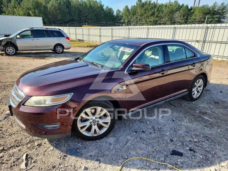 2011 Ford TAURUS photo