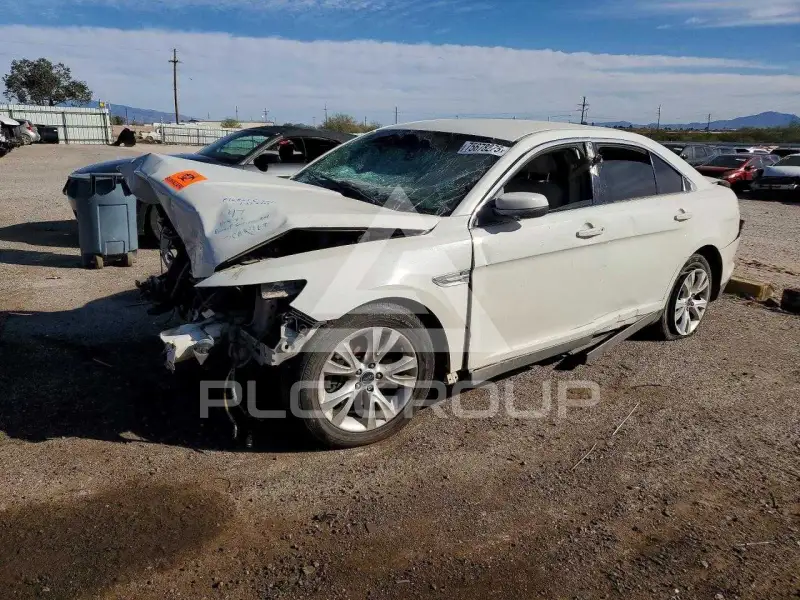 2011 Ford TAURUS photo