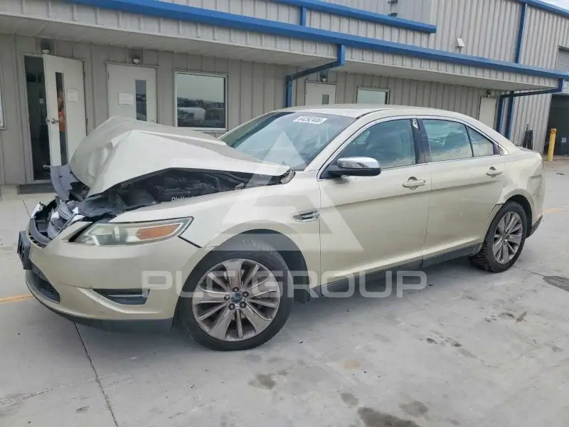 2011 Ford TAURUS photo